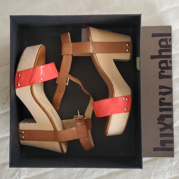 Luxury Rebel Urban Sandals - Picture 1 of 8